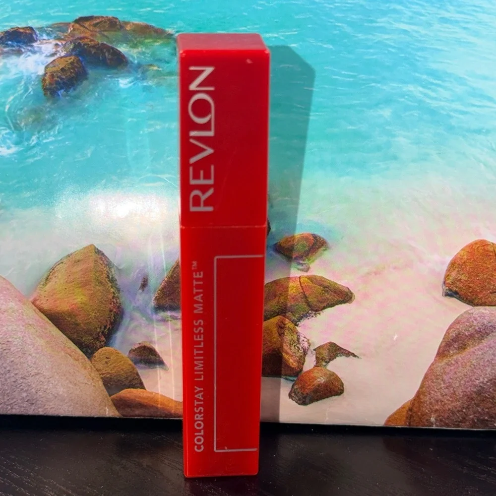 Revlon ColorStay Limitless Matte Liquid Lipstick 010 Top Talent Red 0.17oz